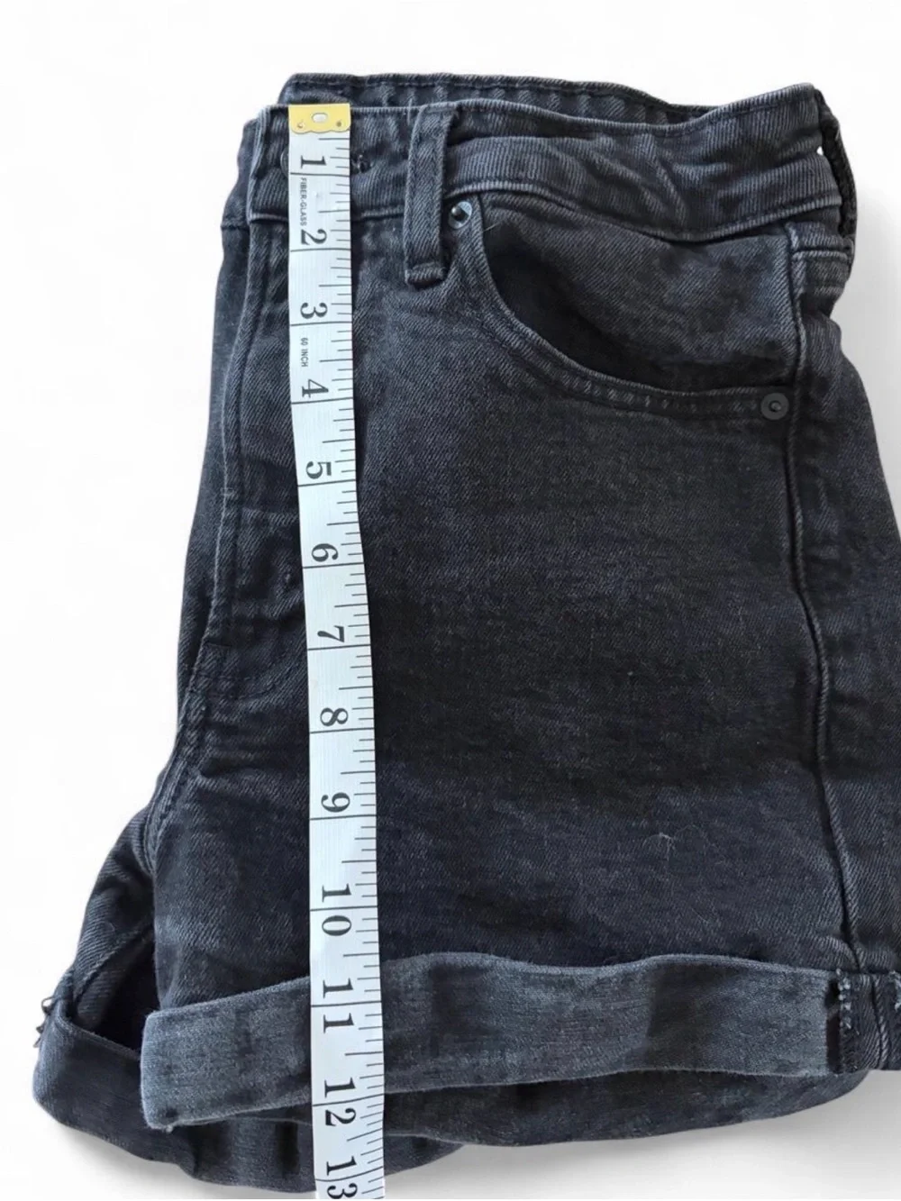 women’s size 8 og short black cuffed high rise shorts denim old navy